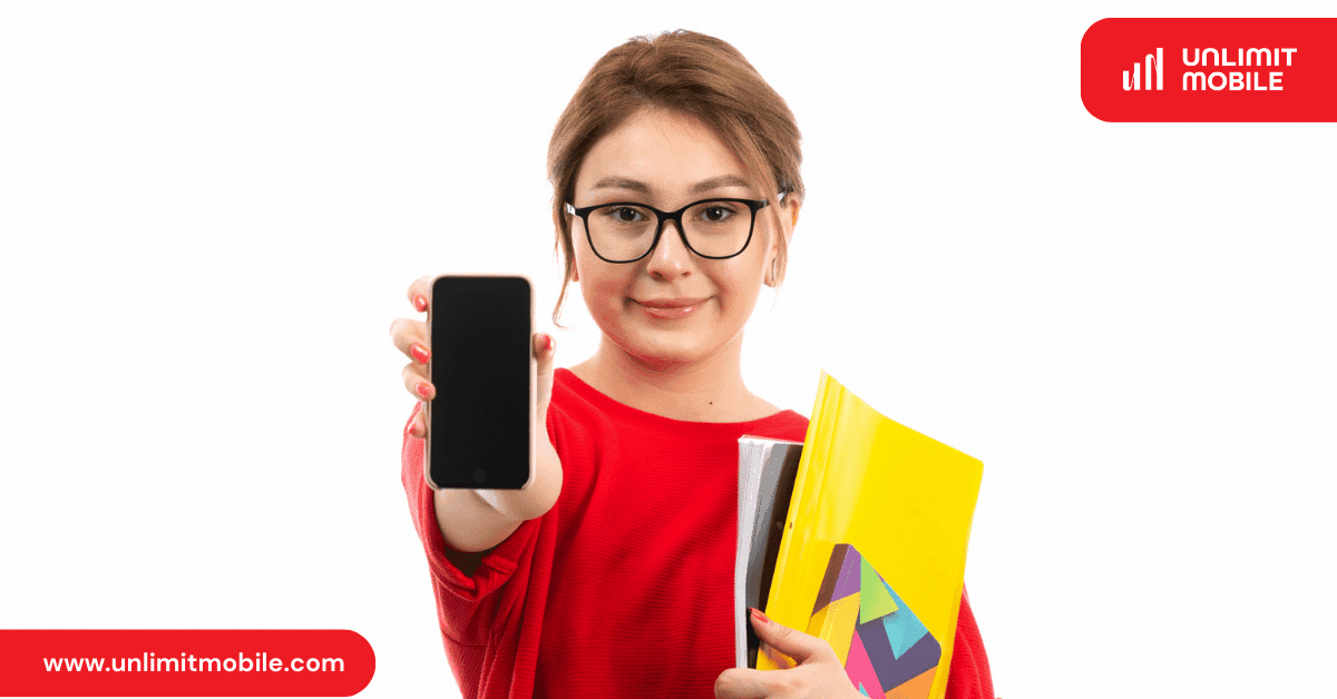 Student SIM Card for USA: Ultimate Guide to the Best Mobile Plans 2026 - UnlimitMobile
